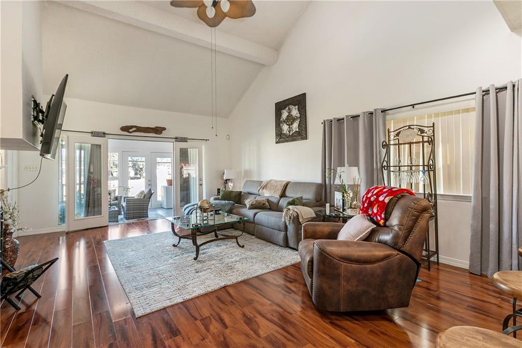 73 LAKE LYNN Drive 73