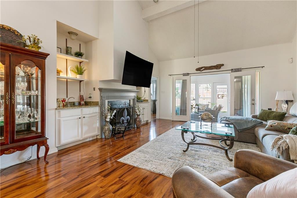 73 LAKE LYNN Drive 73
