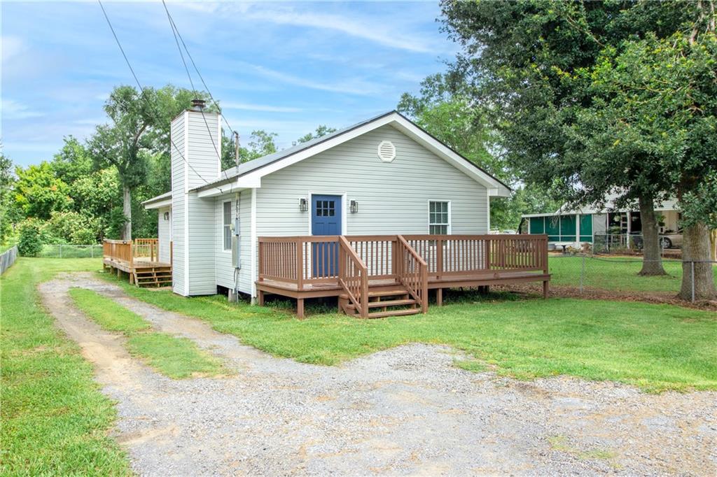 297 EVANGELINE Road