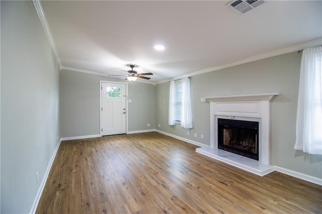 297 EVANGELINE Road