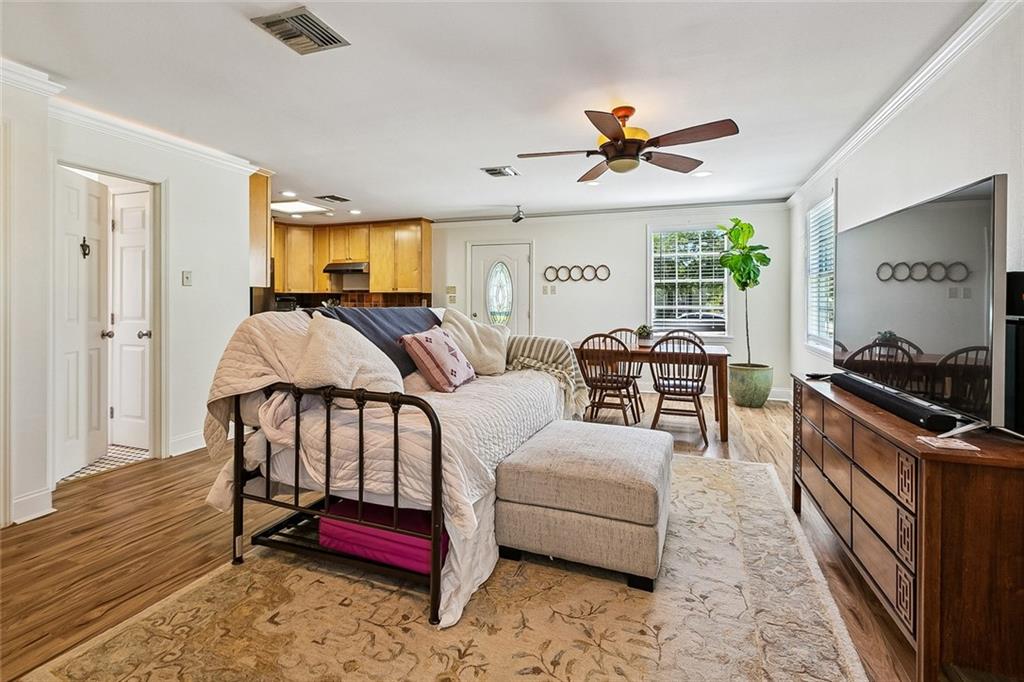 520 ROSEWOOD Drive