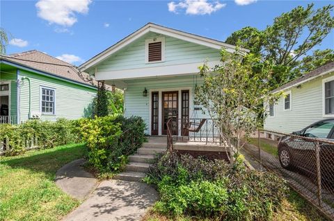 5515 DAUPHINE Street New Orleans LA 70117