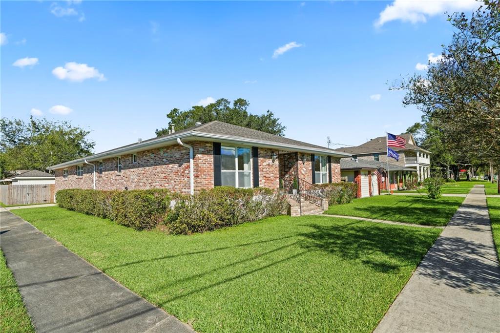 136 REBEL Avenue