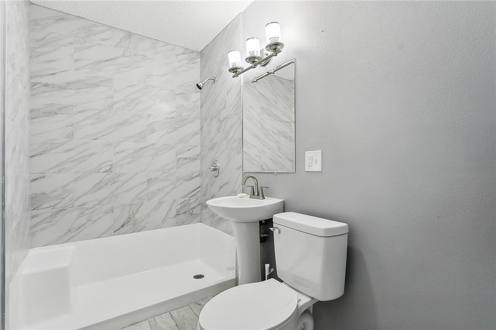 Slidell, Louisiana 70460, United States, 3 Bedrooms Bedrooms, ,2 BathroomsBathrooms,Residential,Pending,64074