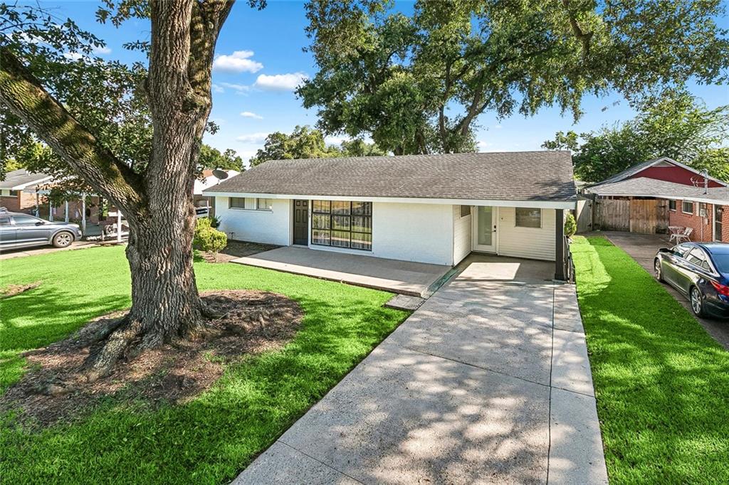 318 TALBOT Drive