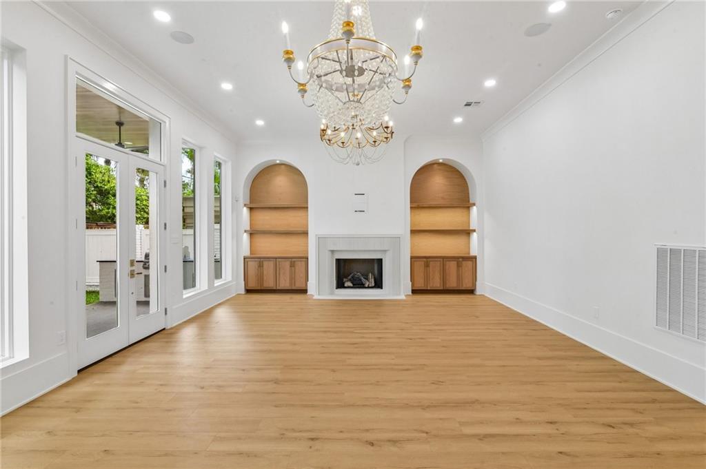 423 BETZ Place