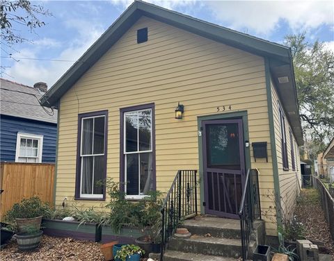Photo of 534 ELMIRA Avenue, New Orleans, LA 70114 (MLS # 2545354)