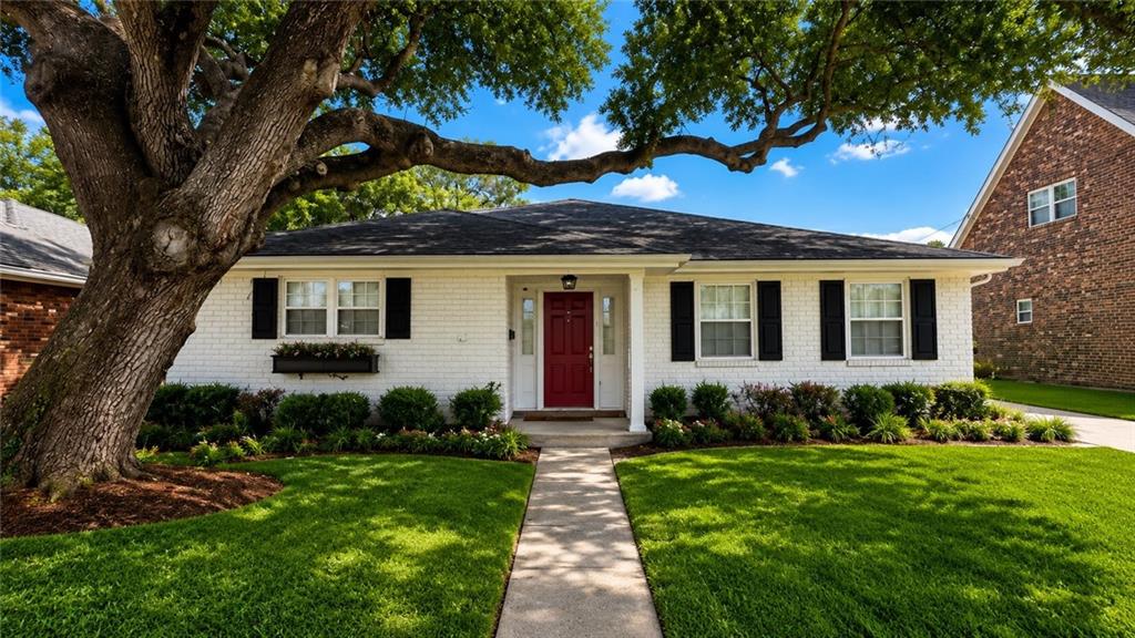 Photo 1 of 31 — 1141 BEVERLY GARDEN Drive, Metairie, LA 70002