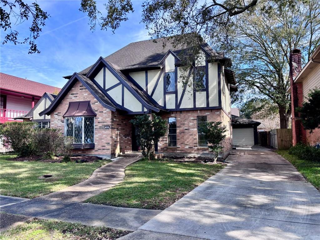 46 YELLOWSTONE Drive