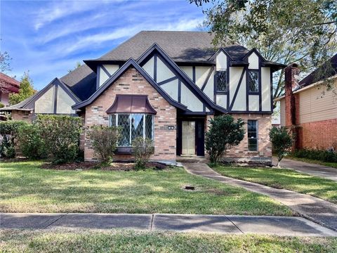 46 YELLOWSTONE Drive New Orleans LA 70131