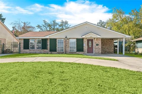 412 STRATFORD Drive Harahan LA 70123