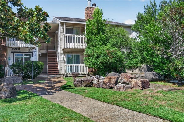 736 VILLAGE RD APT A, KENNER, LA 70065 - Image 63ea303a2bdc6df6982dbf0f4d168080/3218566843