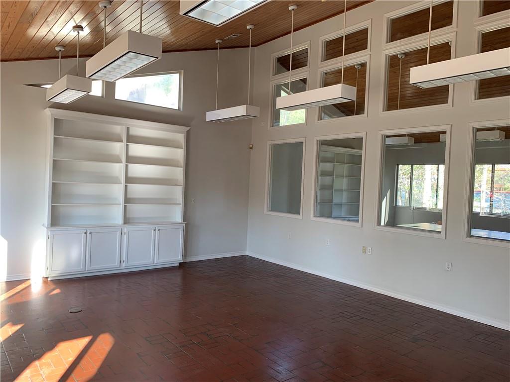 4055 HIGHWAY 59 Highway