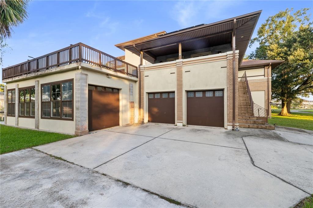 4510 FORT MACOMB Road