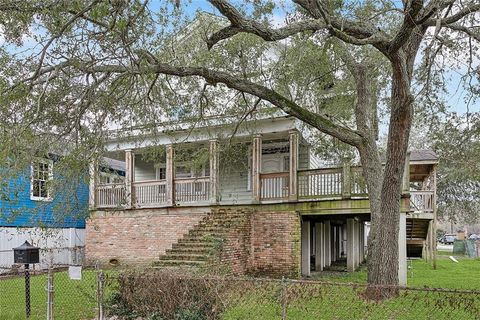 4236 JENA Street New Orleans LA 70125