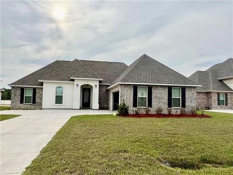 44195 SHADOWPOINT Drive Hammond LA 70403