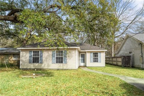 4165 DAUPHINE Street Slidell LA 70458