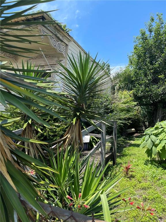Photo 3 of 4 of 2909 MAUREPAS Street land