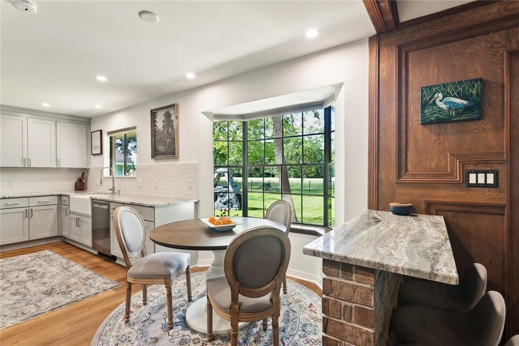 773 BOCAGE Lane