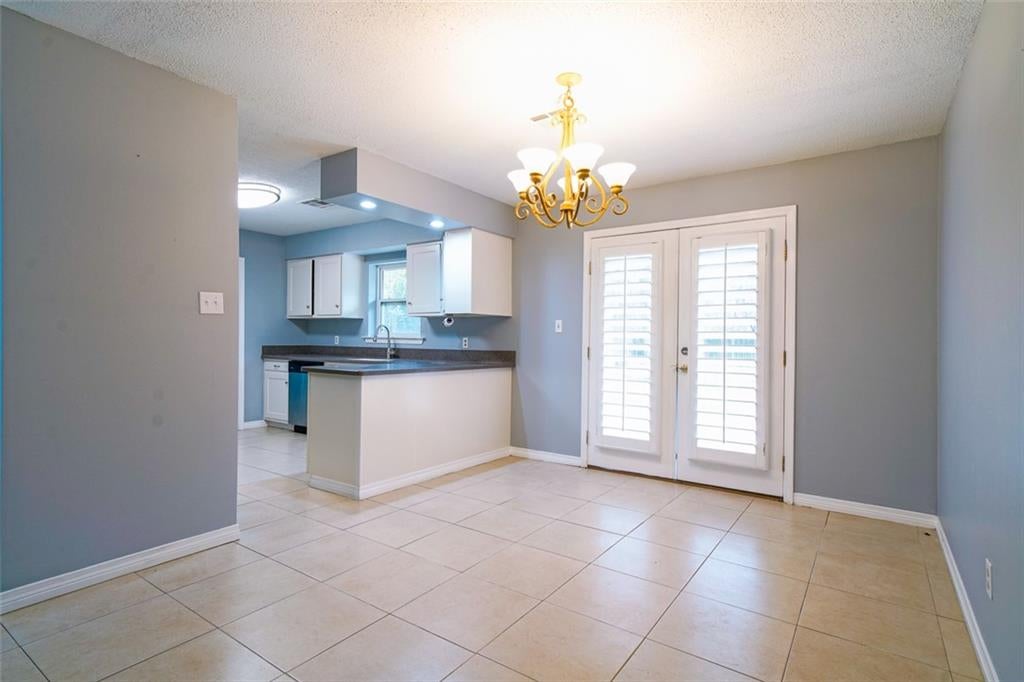 43 HICKORY Drive