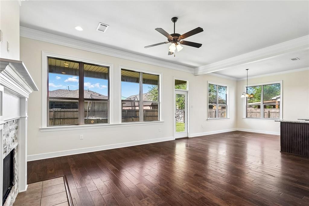 854 CAPISTRANO Court