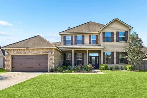 854 CAPISTRANO Court Covington LA 70433