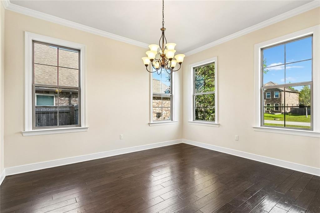 854 CAPISTRANO Court