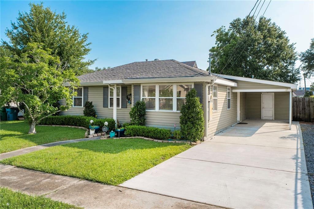 1121 EVERGREEN Drive