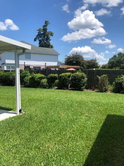 1816 LAKE SALVADOR Drive