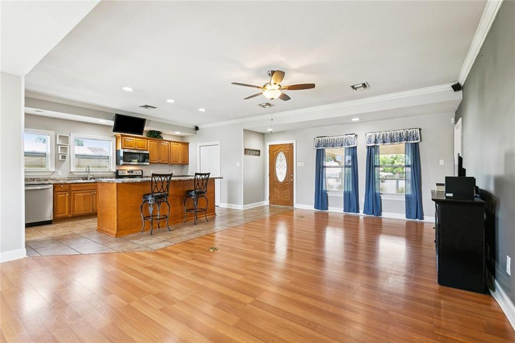 311 W SAINT JEAN BAPTIST Street