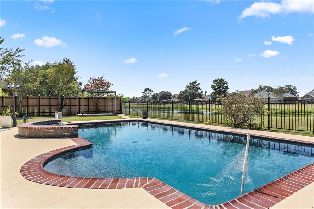 3632 LAKE LYNN Drive