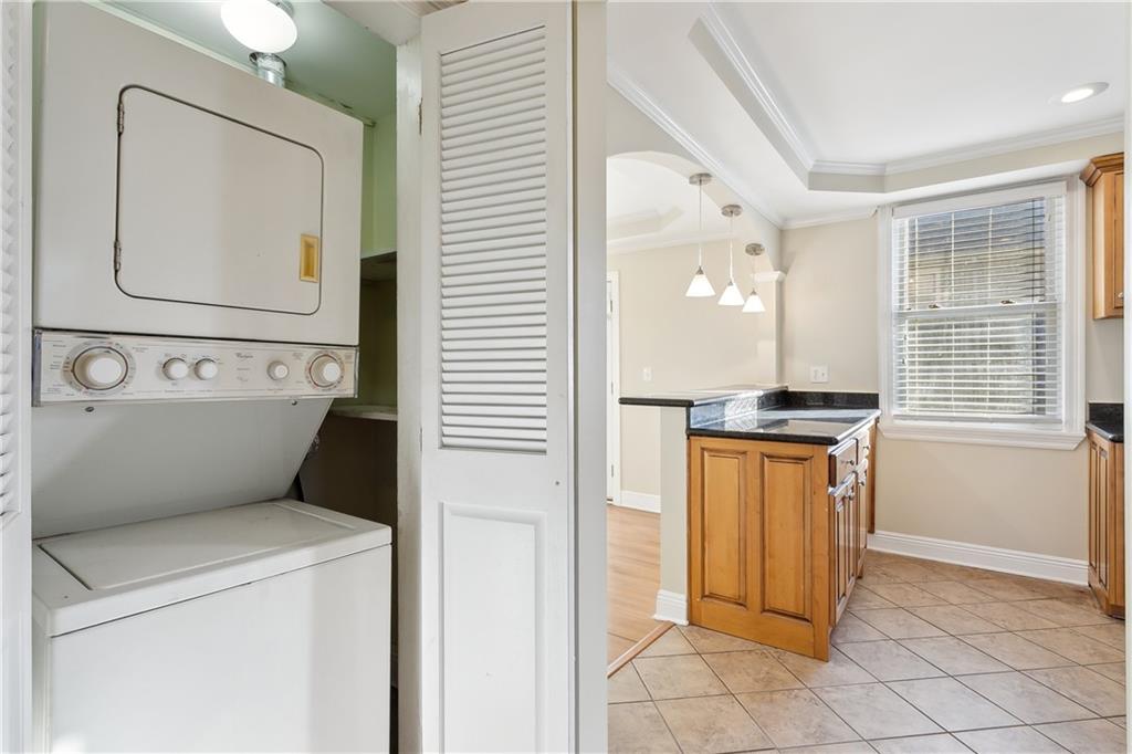 New Orleans, Louisiana 70124, United States, 3 Bedrooms Bedrooms, ,2 BathroomsBathrooms,Residential,Active,33752