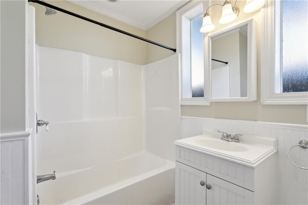 New Orleans, Louisiana 70124, United States, 3 Bedrooms Bedrooms, ,2 BathroomsBathrooms,Residential,Active,33752