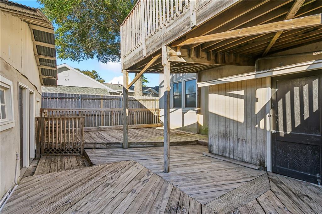 New Orleans, Louisiana 70124, United States, 3 Bedrooms Bedrooms, ,2 BathroomsBathrooms,Residential,Active,33752