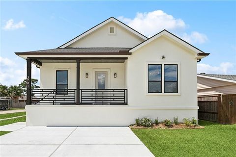 3701 W LOYOLA Drive Kenner LA 70065