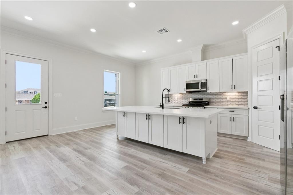 3701 W LOYOLA Drive