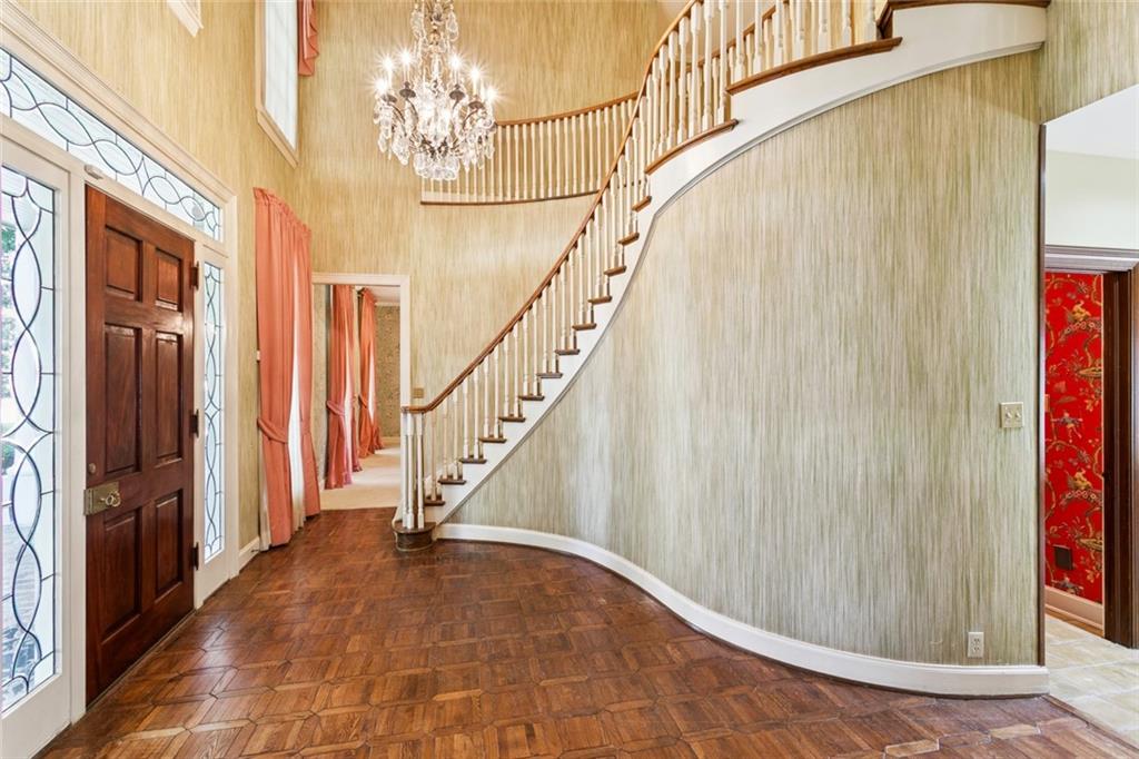 77 CHATEAU MAGDELAINE Drive