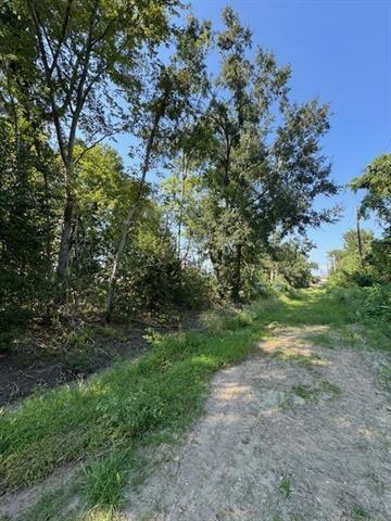 505 E RIVER OAKS Drive