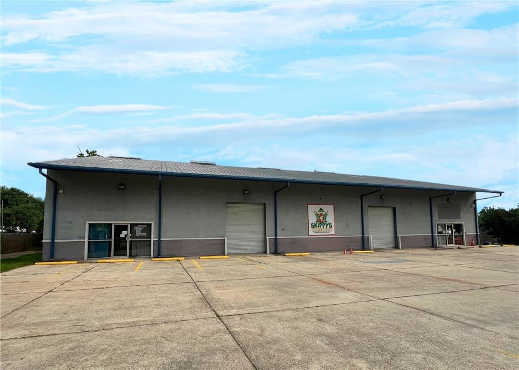 Photo 1 of 14 — 210 HEWITT Road, Hammond, LA 70403