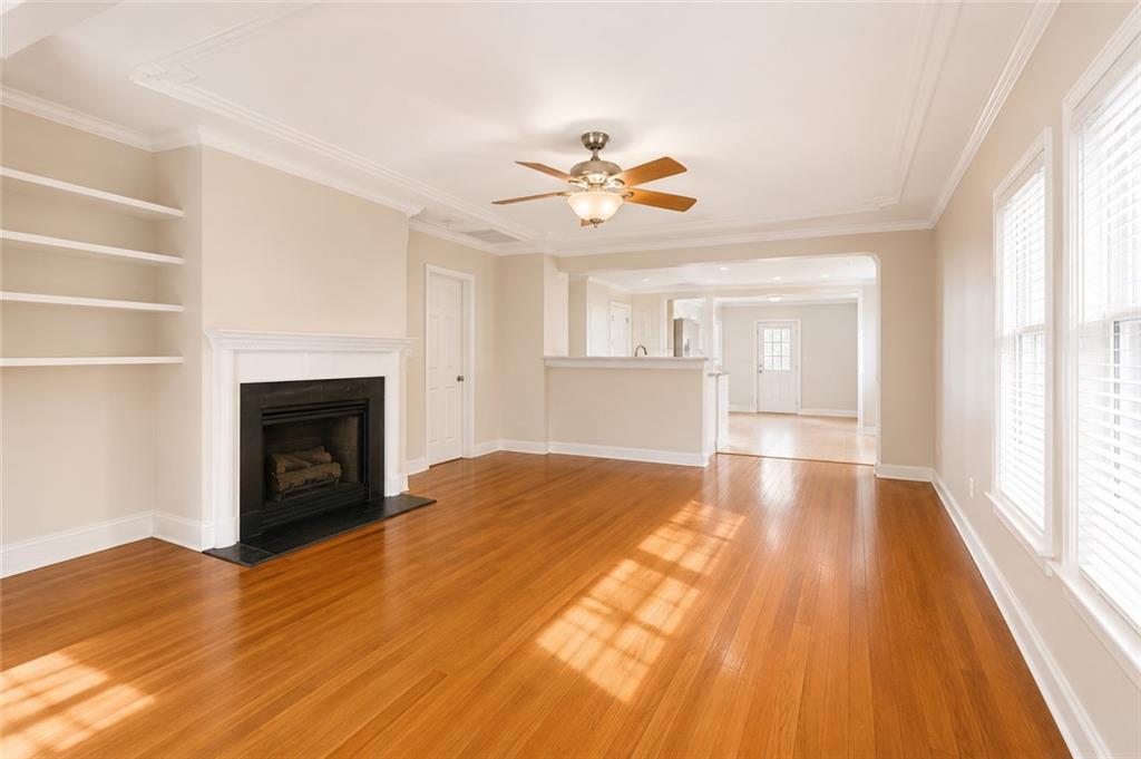 42 DAVIS Boulevard