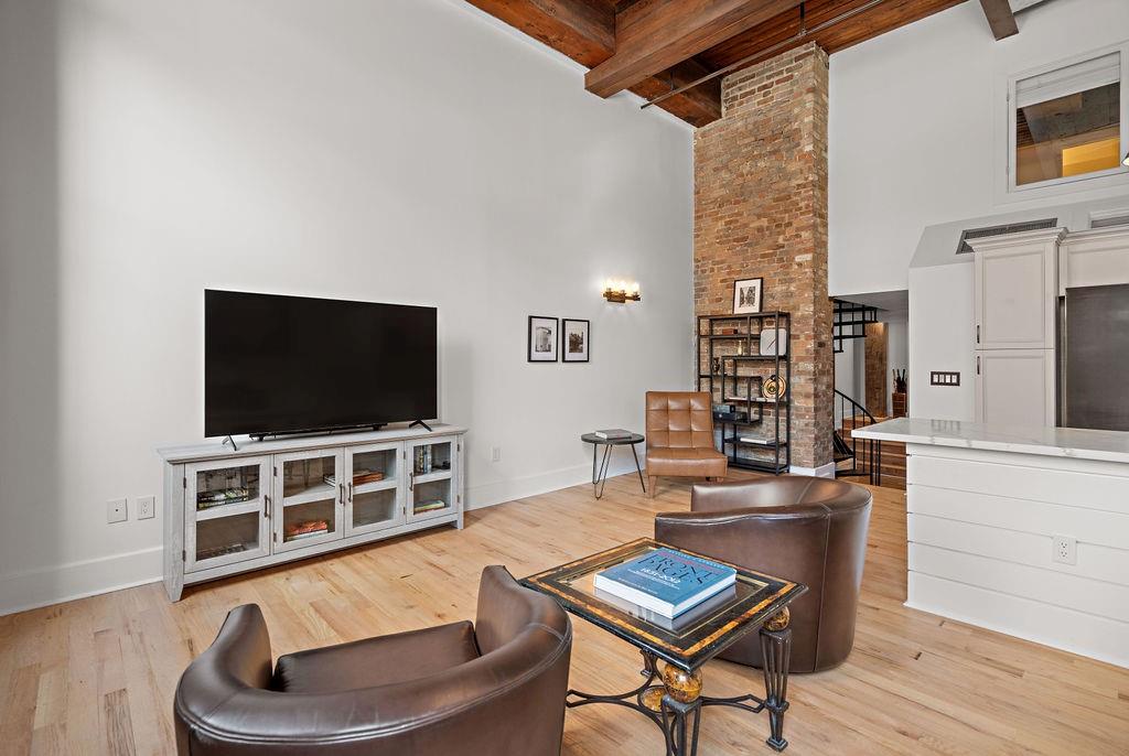 1107 S PETERS Street 119