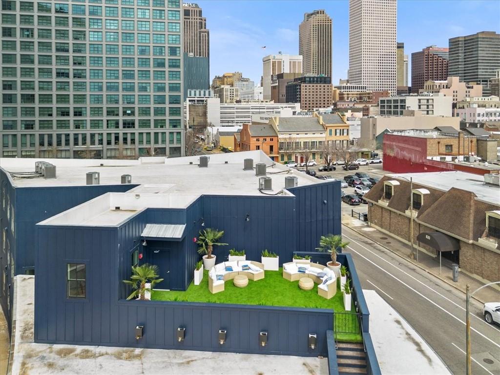 875 O'KEEFE Avenue 205