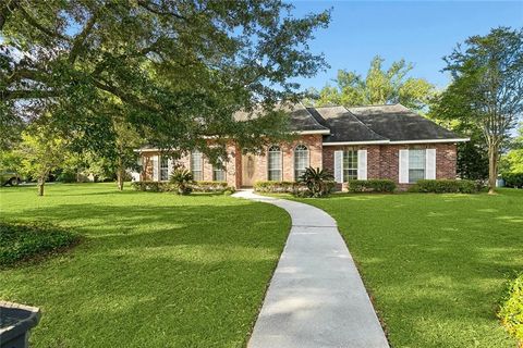 Photo of 2244 AMERICA Street, Mandeville, LA 70448 (MLS # 2553886)