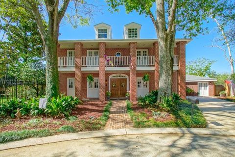 9724 ROBIN Lane River Ridge LA 70123