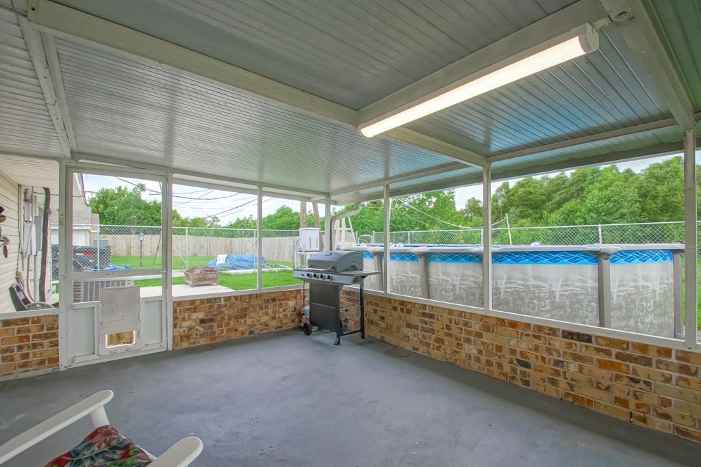 504 RUTH Drive
