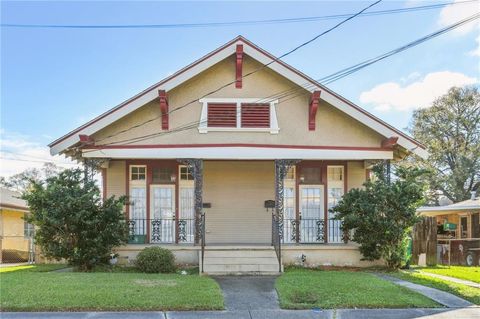 1316 18 FRIEDRICHS Street Gretna LA 70053