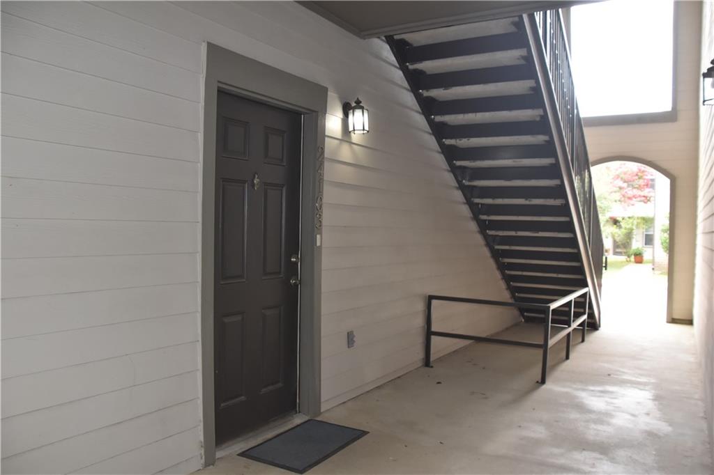 350 EMERALD FORREST Boulevard 24103