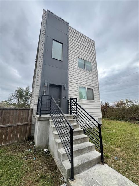 6660 COVEVIEW Court New Orleans LA 70126