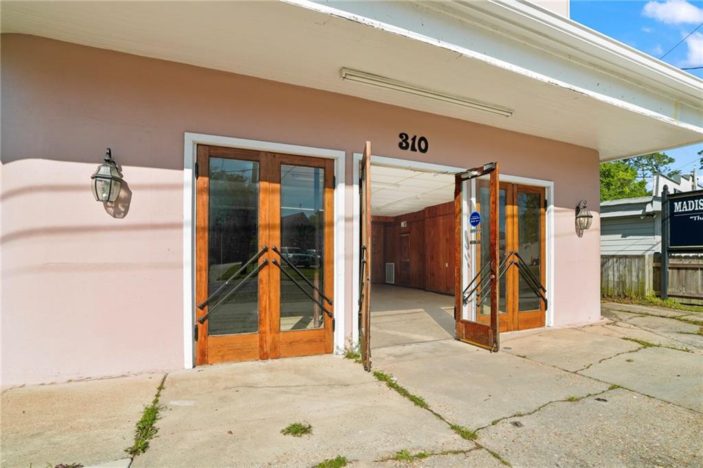 310 COVINGTON Street