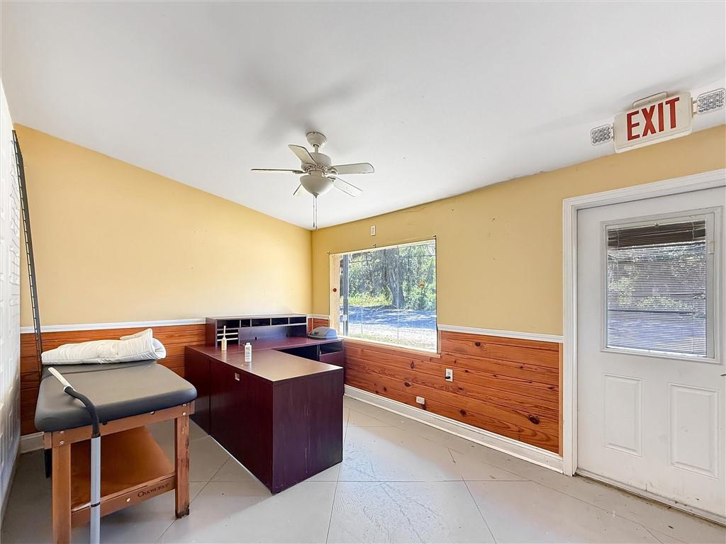 28093 HIGHWAY 190 Highway